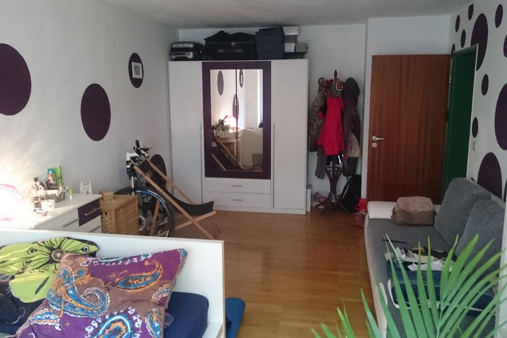 gesamtes Zimmer