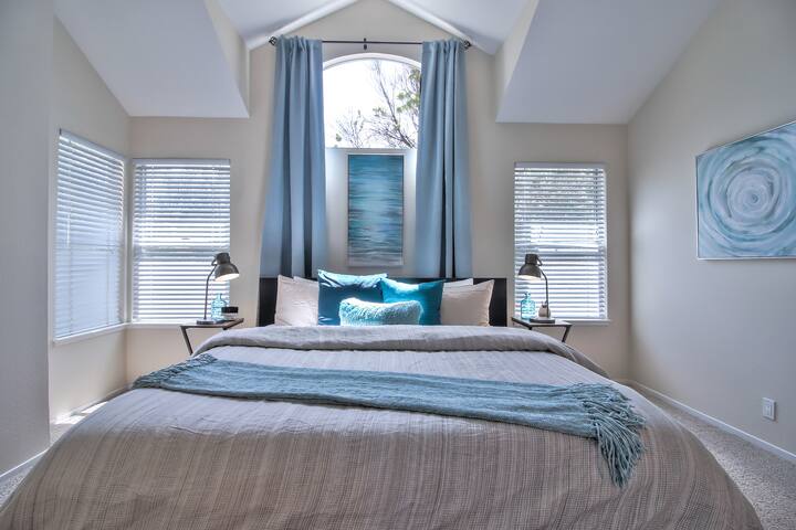 MSP1&2: 2 Lovely Homes Right Next to Each Other gallery image 4