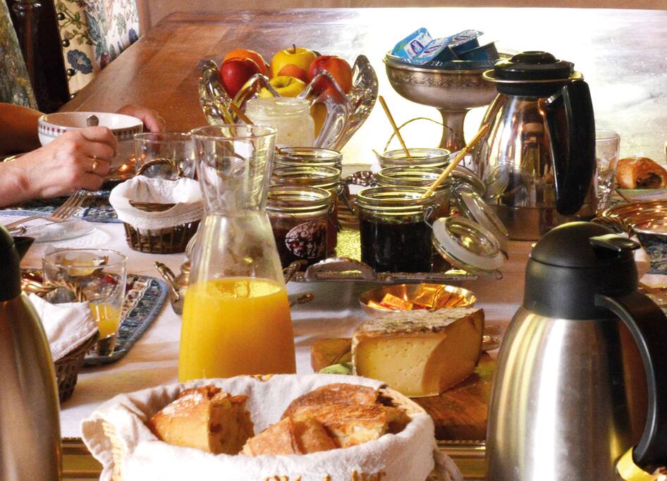 Petit dejeuner compris