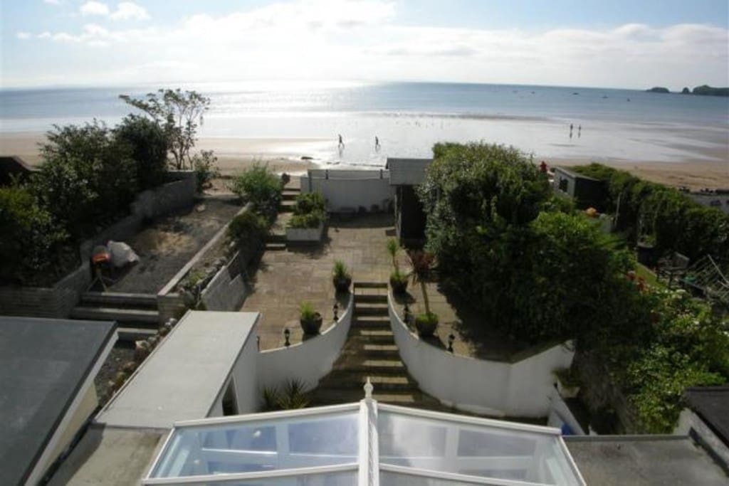 VIEW LOW TIDE