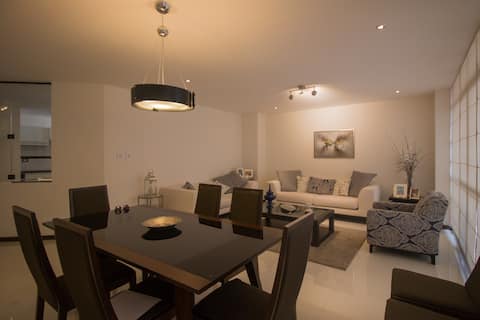 Bright modern 180 sq mts, new apartment