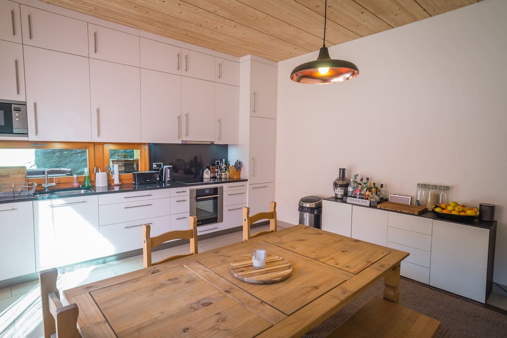 Big spacious and comfortable kitchen/dining
