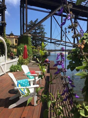 The Luxurious Historic Windmill Silo House gallery image 4