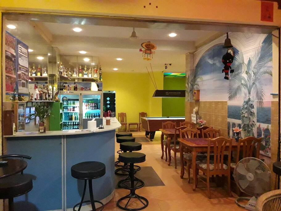 Die hauseigene Bar