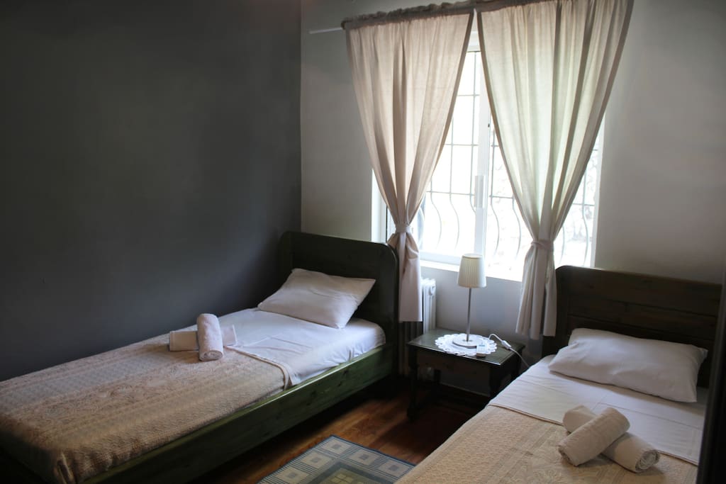 Bedroom/ Yπνοδωμάτιο (2)