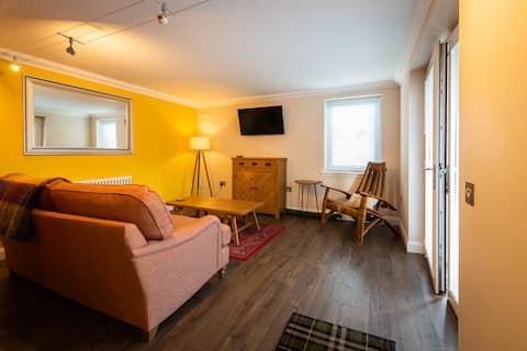 Top Airbnb: 'Modern, stylish, comfortable' garden flat in Kilmallie