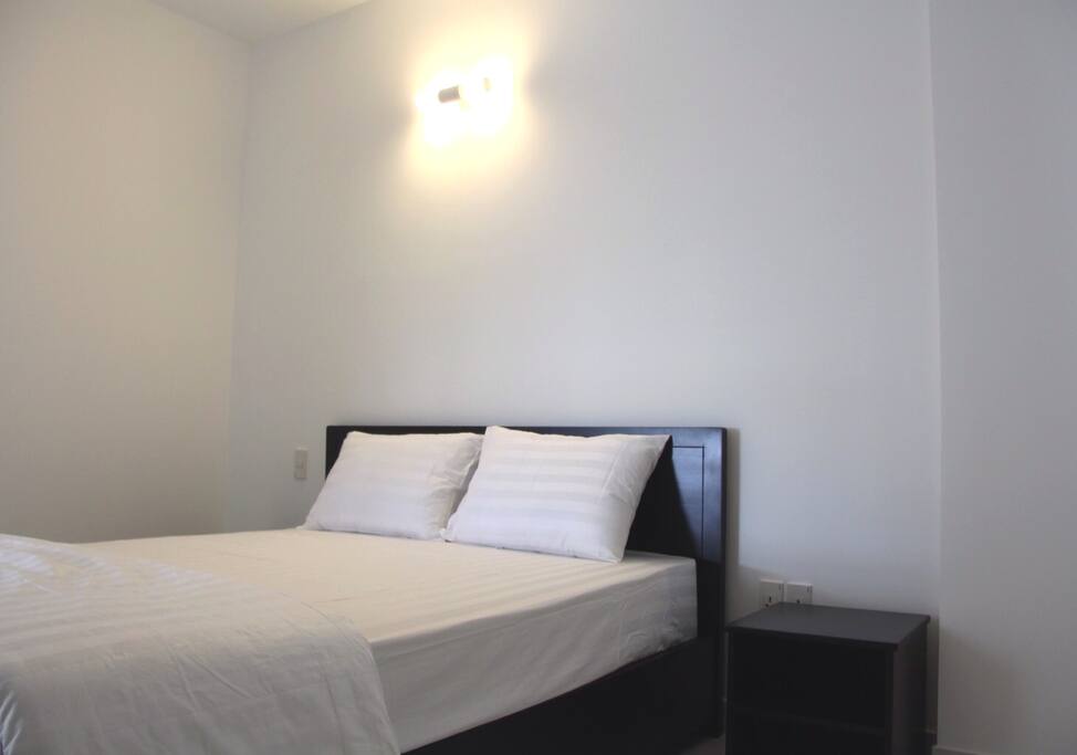 Comfortable queen bed in 2nd bedroom