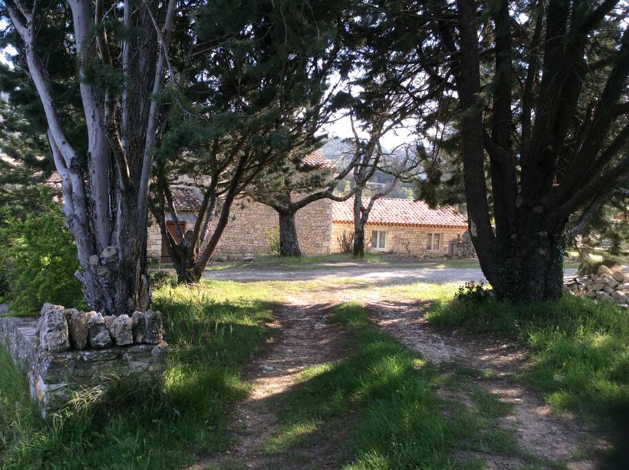 Entrée propriété face Nord