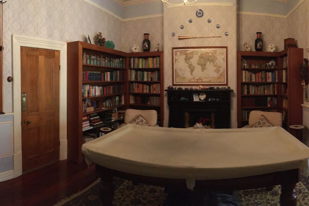 Library and games room