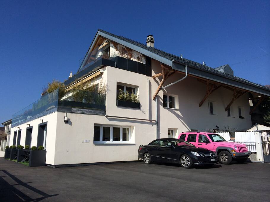 Maison, studios au rez