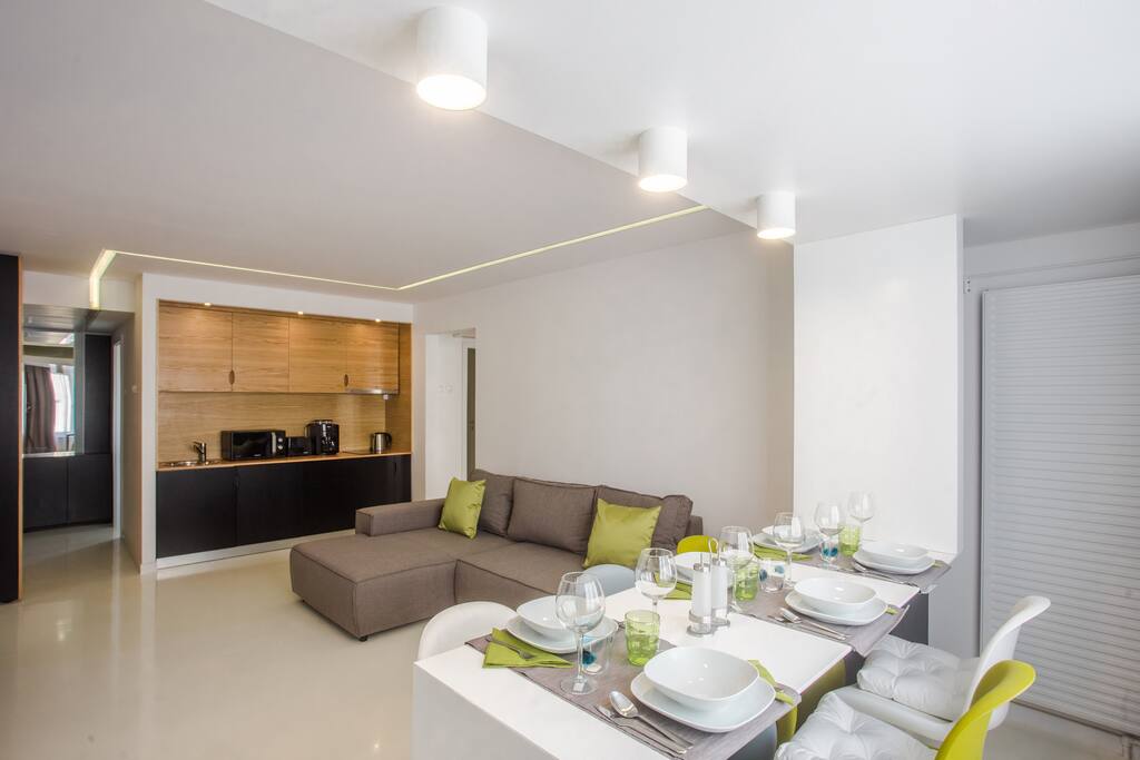 1. Airport transfer
2. Castles one day tour – Peles, Dracula and Rasnov fortress)
3. Half day tour of Bucharest
4. Full day tour of Bucharest
5. Bucharest Gastronomy tour
6. Carpathian Mountains villa accommodation