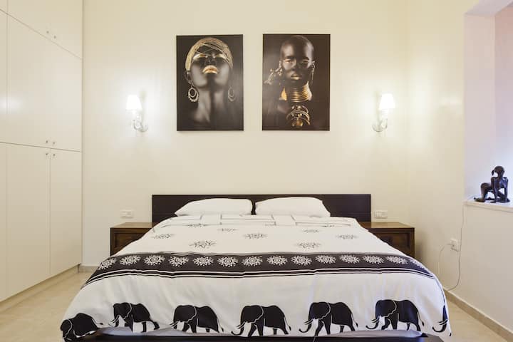 ห้องนอนใหญ่