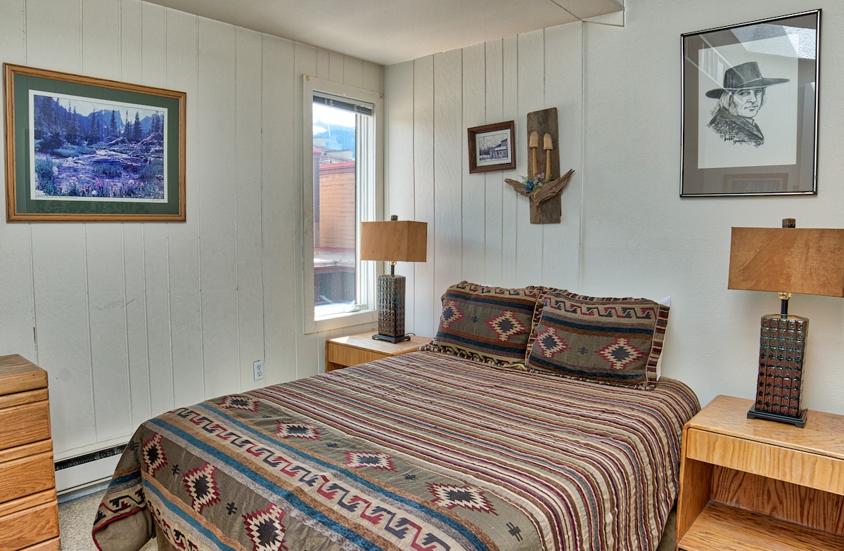 Спалня на горния етаж