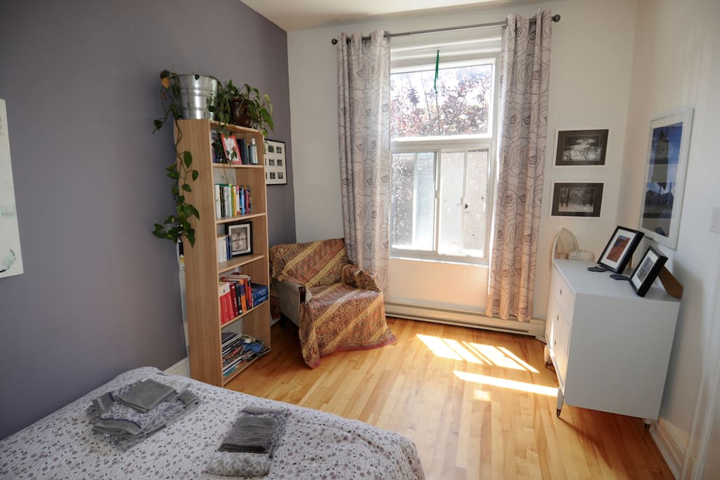 Chambre 1 avec lit double