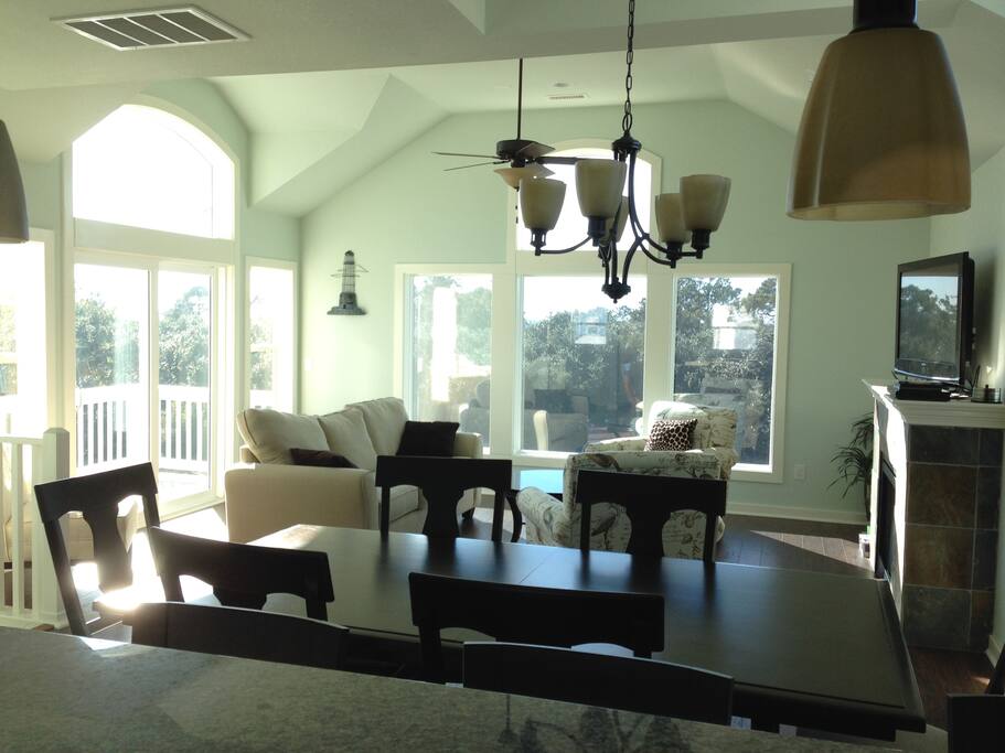 3rd fl Family Room
