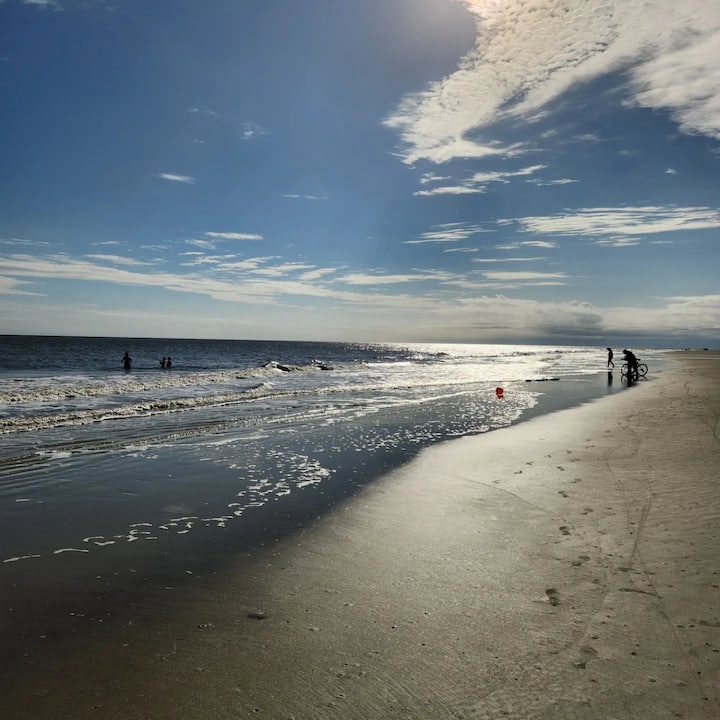 Peaceful 2BR near Coligny Beach Condominiums for Rent in Hilton Head