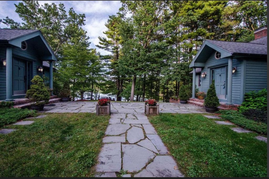 Dutchess County, Pine Plains, N.Y. near Rhinebeck. Guesthouses for