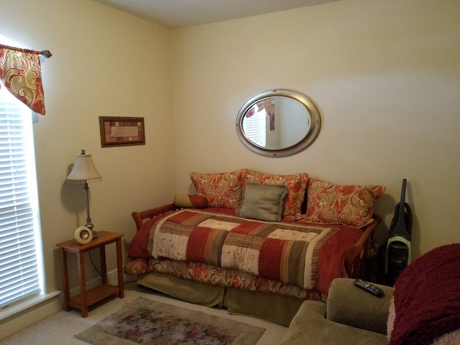 3rd bedroom