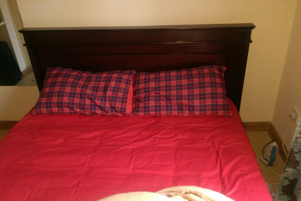 Queen size bed