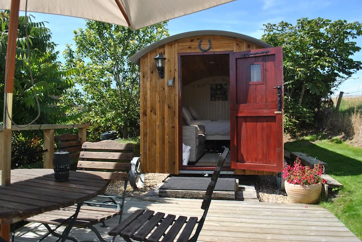 Roy's Retreat Shepherds Hut