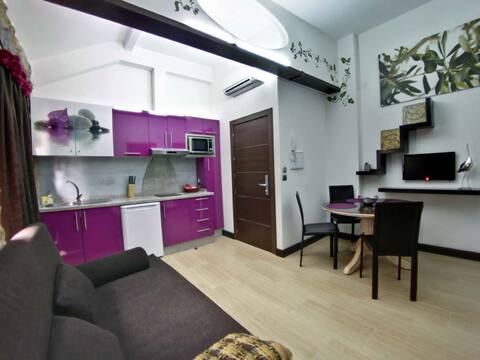 APARTAMENTOS FONT ROUND 2-4 PERSONS