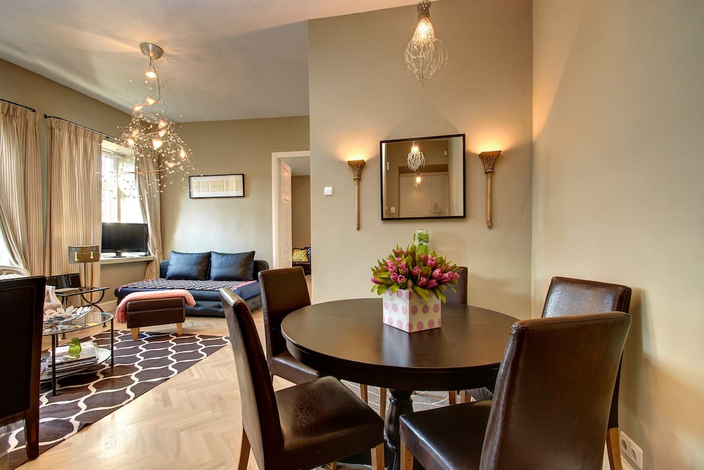 Dinning room.