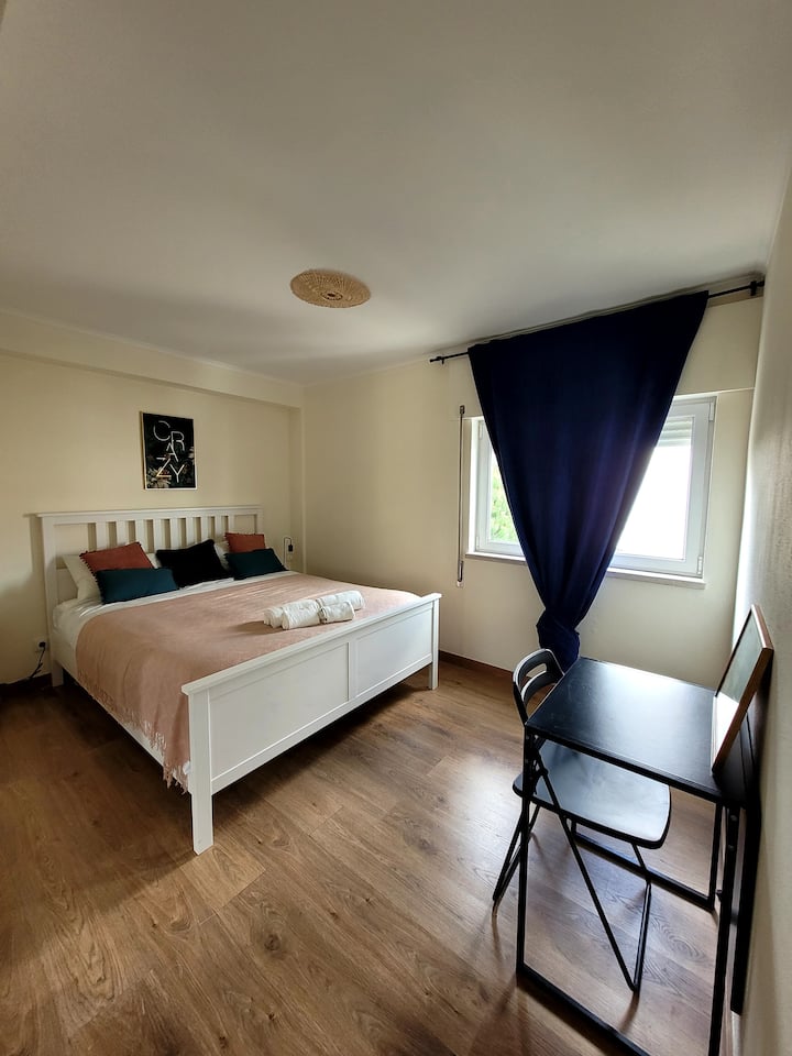 غرفة النوم 2