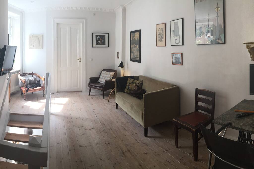 Min lyse dagligstue på 3. sal