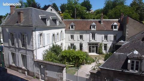 300m2 cottage, quiet and cosy in the heart of Gien