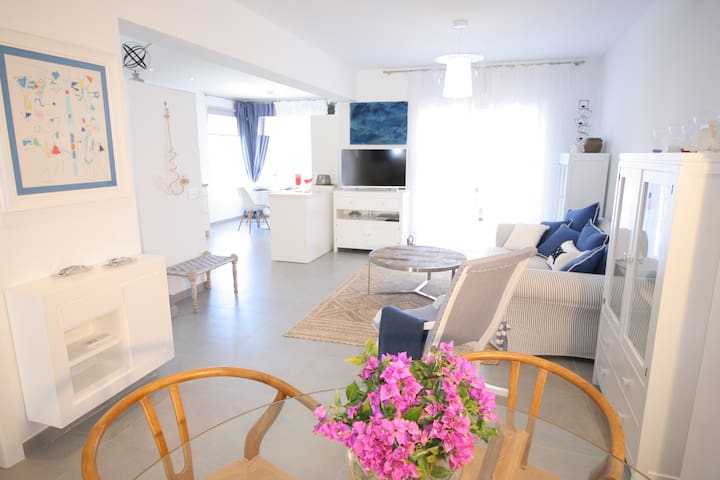 CalaMillor-Individual, managed Airbnb listing 2