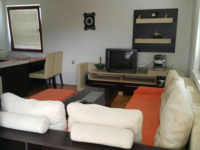 Emma Apartments A1