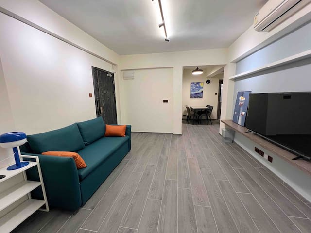 Cozy 3 bedrooms 10 pax Tst station