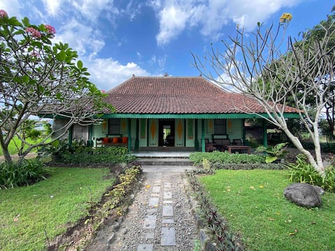 Limasan Candi Gebang