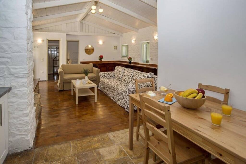 dinning and sitting area