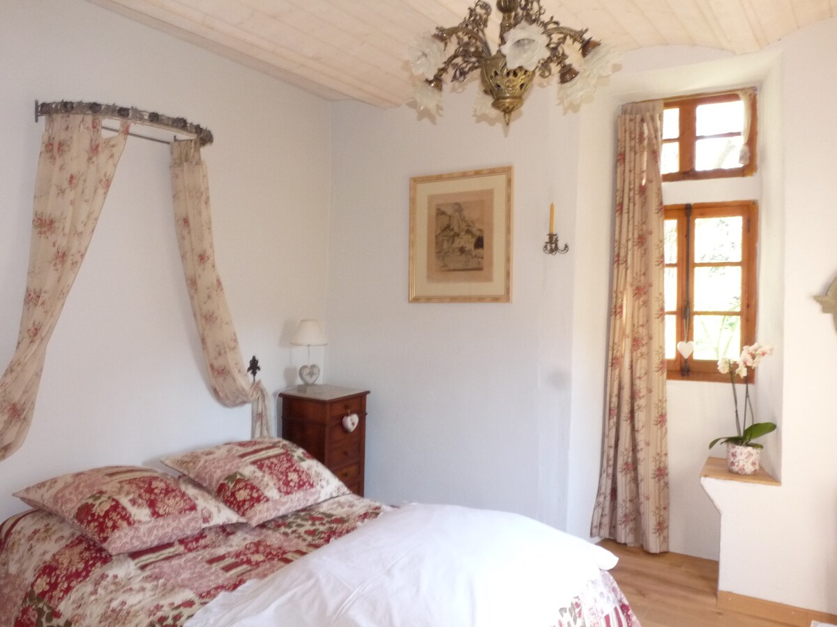 Gîte Donjon de Lastic - Chambre Marie