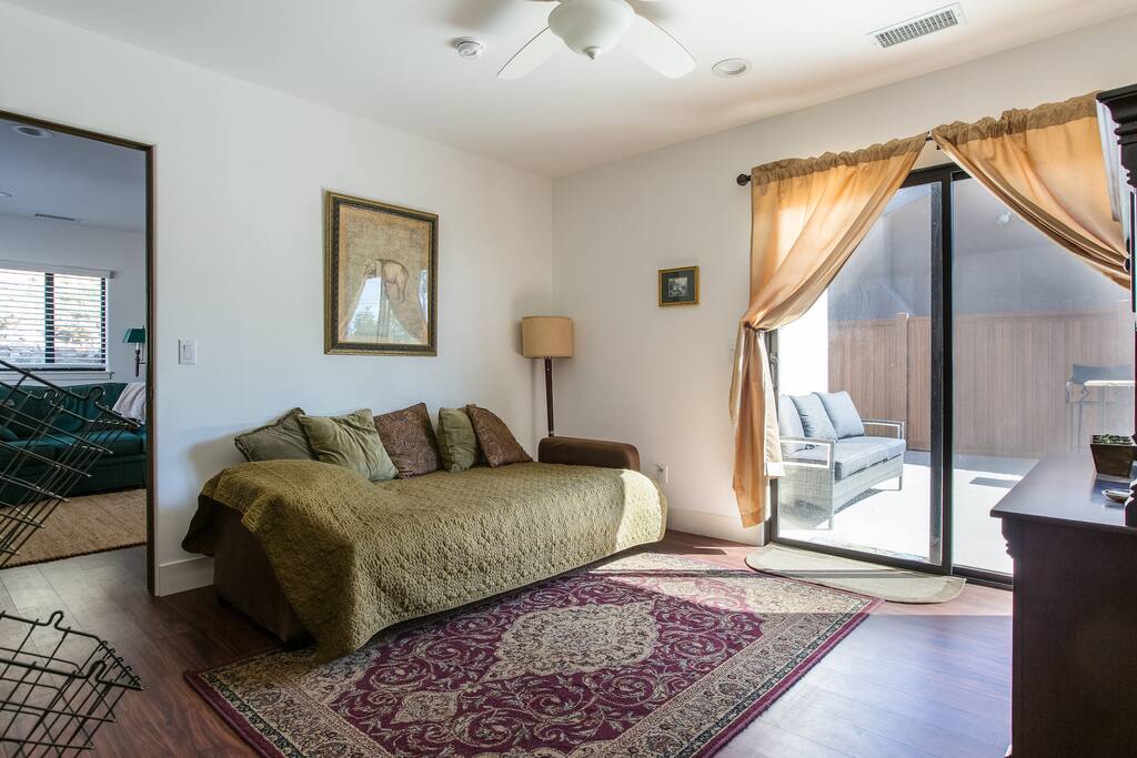 Second bedroom with futon bed.