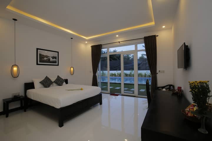 Junior Room with Swimming Pool View