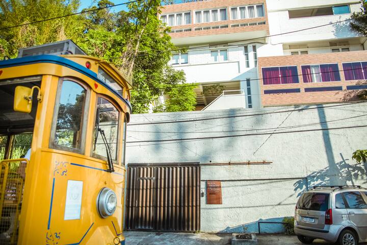 Casa com piscina e vista espetacular gallery image 3