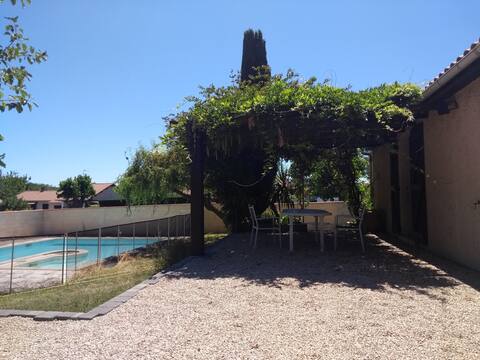 Entire 5 bedroom villa with private pool