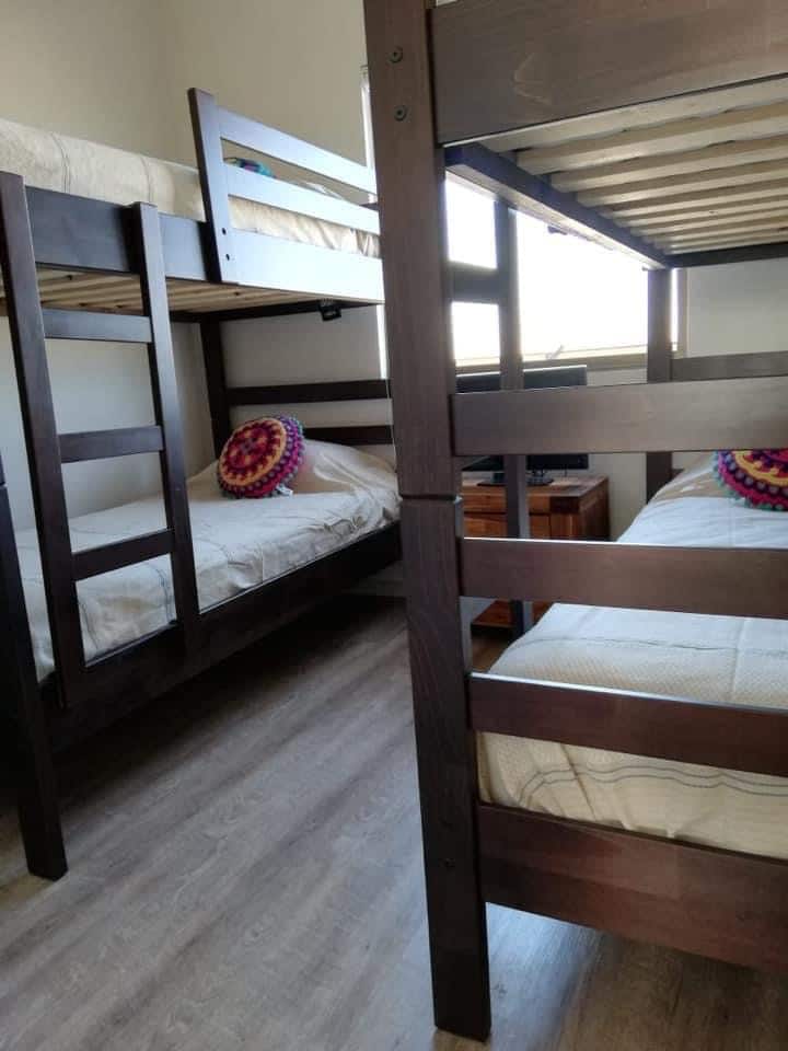 Chumba cha kulala vitanda vya ghorofa ya pili