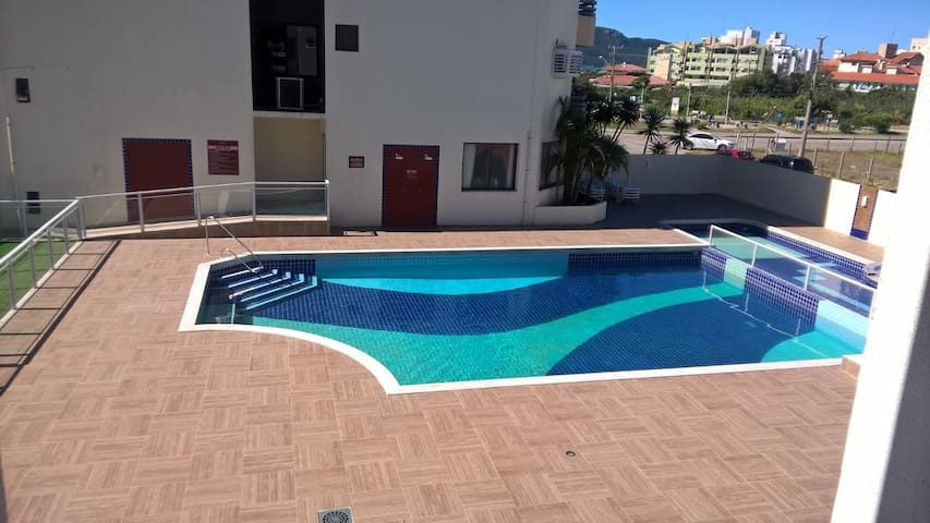 Lindo Apto - Ingleses Florianópolis/SC- 50m-Praia