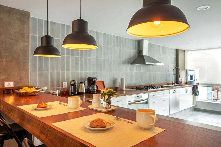 Beautiful and newly remodeled Condesa apartment gallery image 5