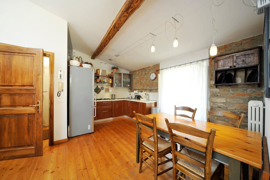 entrance, kitchen and dining room