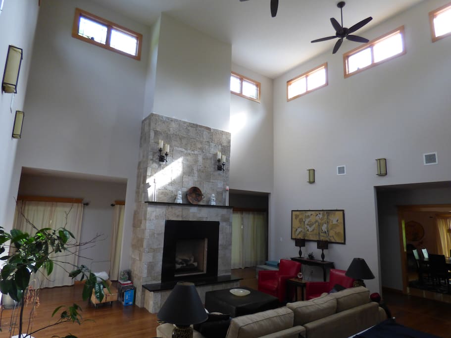 22 Ft High Ceiling Great Room