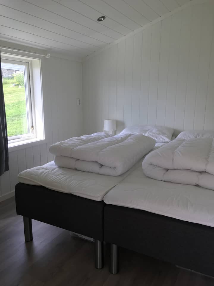 Bedroom 1, double bed