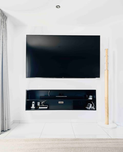 Popular Airbnb listing: Nice apartment in Marbella, amazing views in Marbella