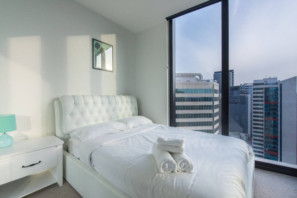 bedroom with double bed