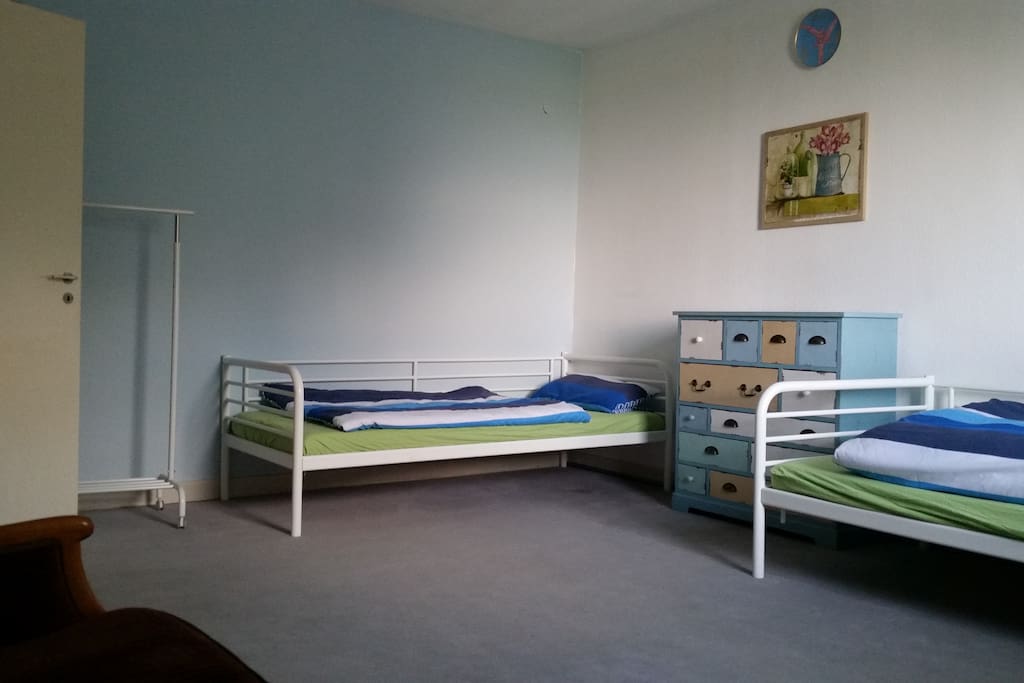 Schlafzimmer 2 Einzelbetten