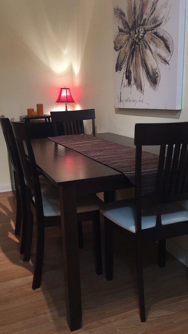 SaintLaurent Vacation Rentals & Homes SaintLaurent, Montreal