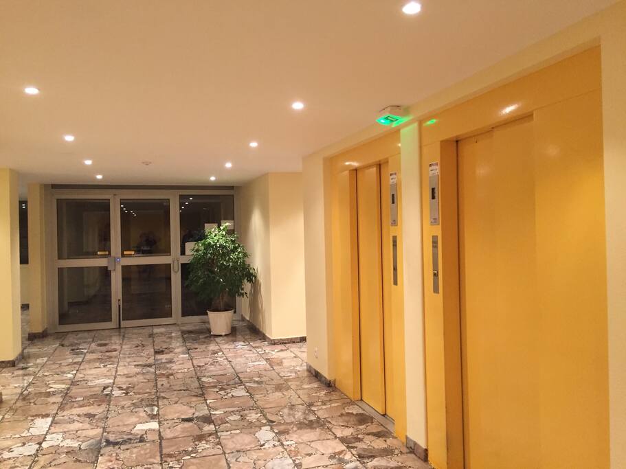 Hall d'entrée de l'immeuble